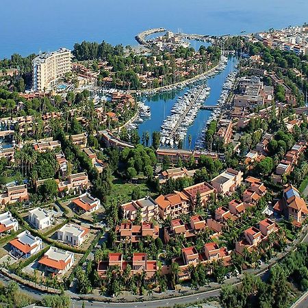 Baia Dei Delfini Aparthotel ฟูร์นารี ภายนอก รูปภาพ