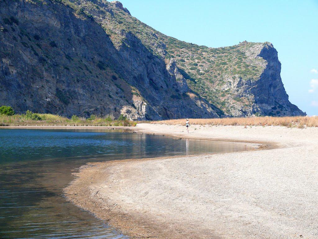 Baia Dei Delfini Aparthotel ฟูร์นารี ภายนอก รูปภาพ